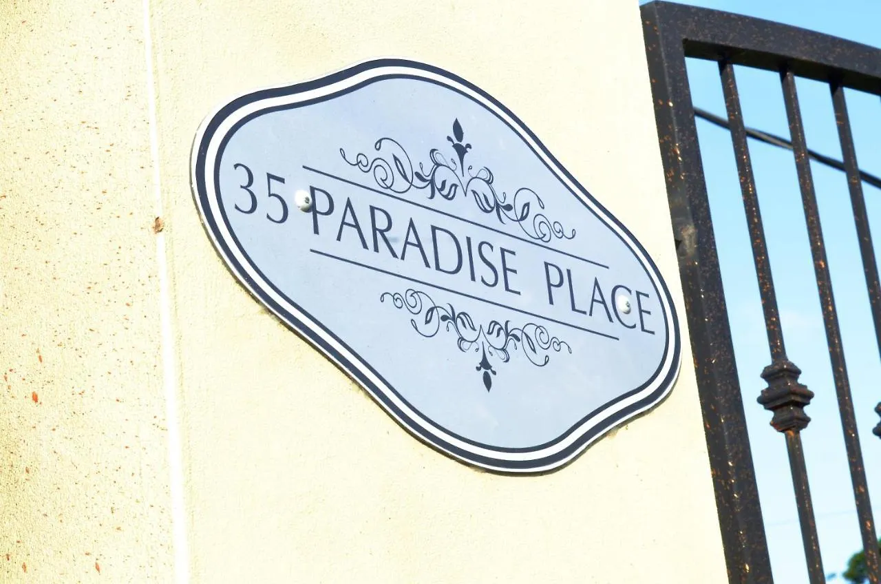 Paradise Place Apartments Mount Irvine 0*,